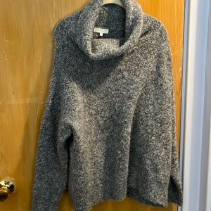 Nasty Gal Charcoal Gray Boucle Fuzzy Turtleneck Sweater XXL EUC